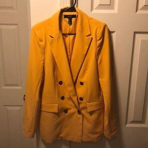 Yellow blazer